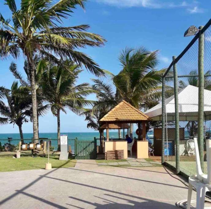 Guarajuba- Pe Na Areia . Condoninio- Genipabu Summer House- O Da Regiao